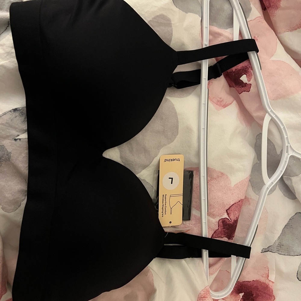 Truekind wireless shaping bra